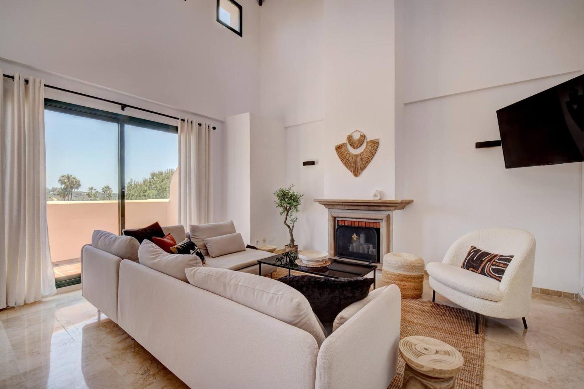 Apartment Santa Maria Elviria Golf Penthouse With Large Private Terrace And Sea Views -029 Marbella